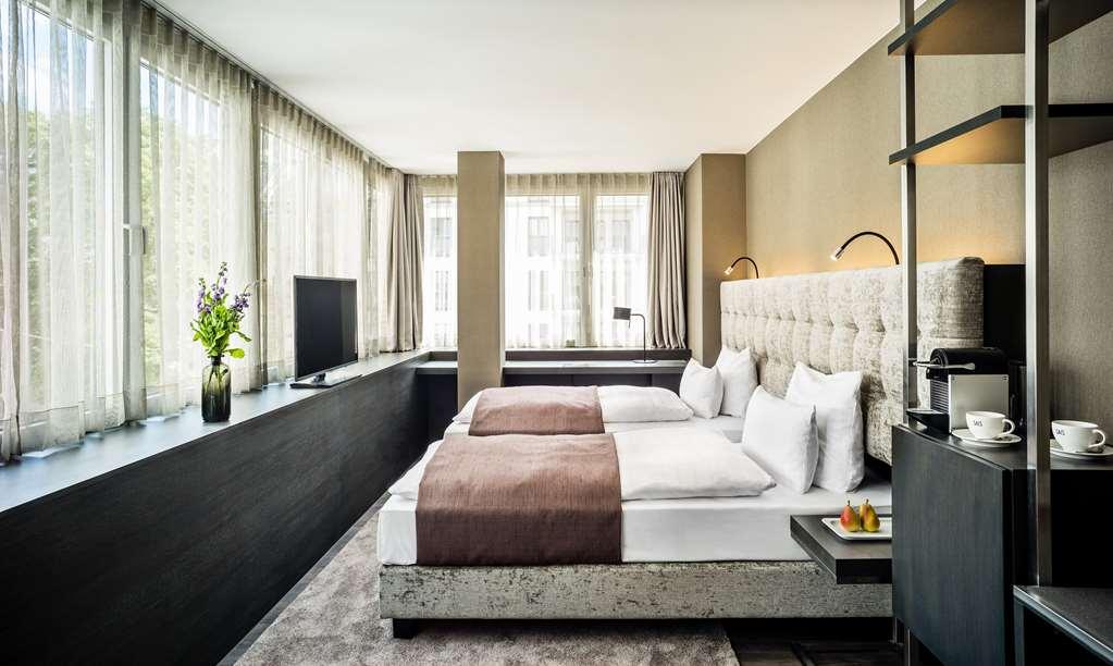 Saks Urban Design Hotel Frankfurt Φραγκφούρτη Δωμάτιο φωτογραφία